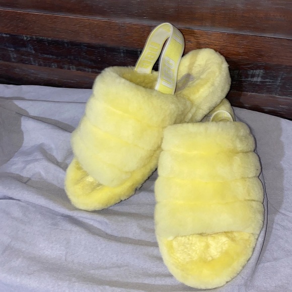 UGG Women's "Fluff yeah" Slides 🌵 7 - Picture 15 of 17